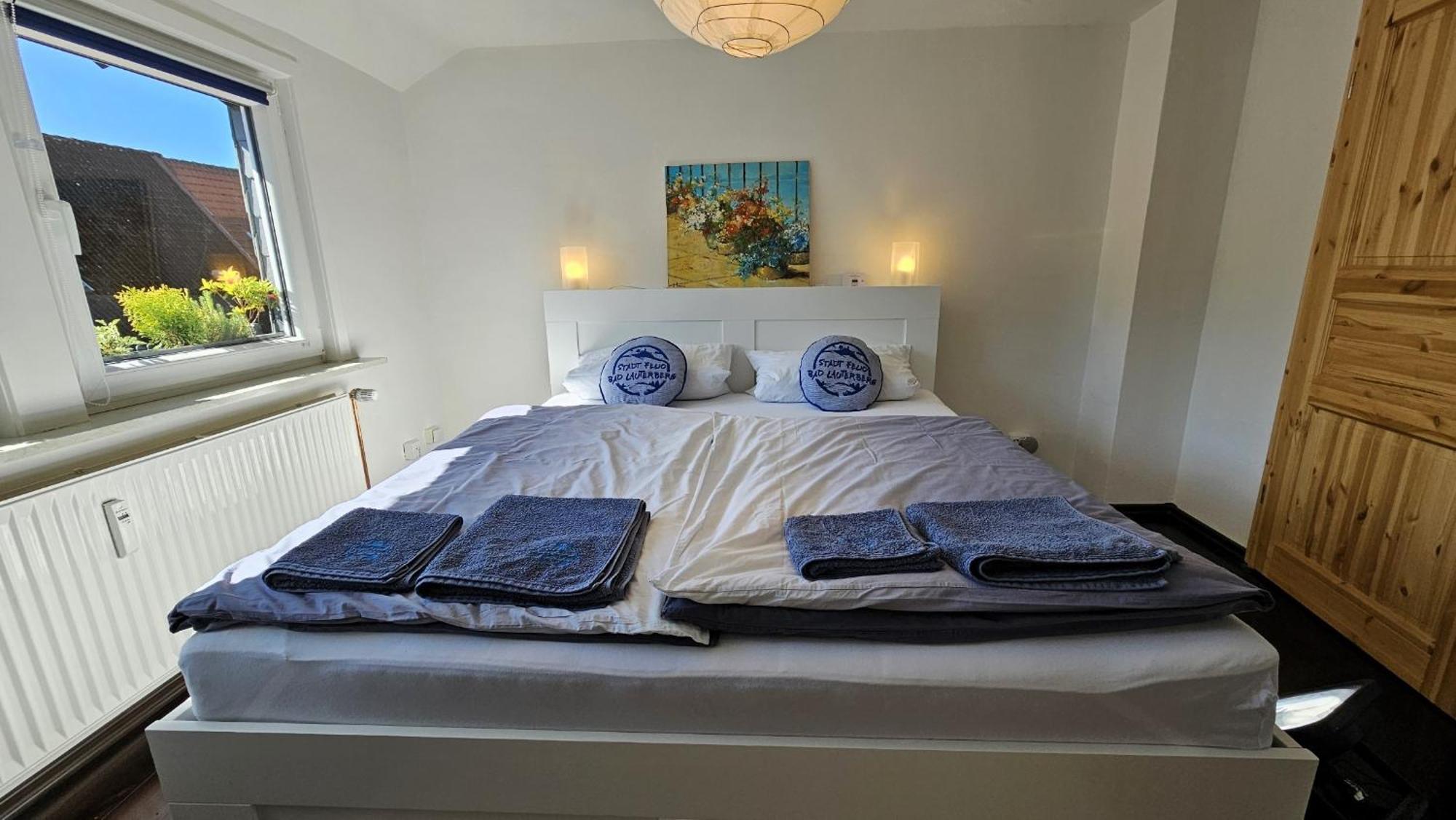 Stadt-Ferienwohnung Mit 55 M² Fuer 2 Erw. Personen Und Kind Bis 3 Jahren Бад-Лаутерберг Екстер'єр фото
